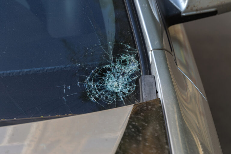 Understanding the Legality of Windshield Cracks in Indiana